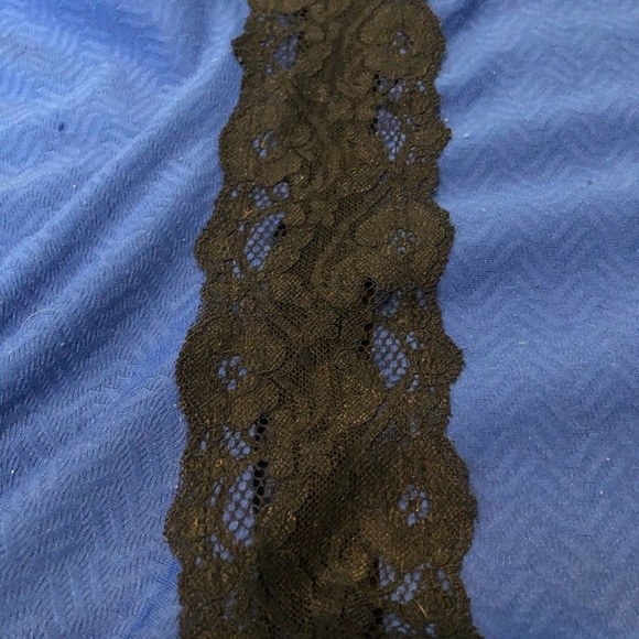 Blue dress with lace detailing - Picture 2 of 2